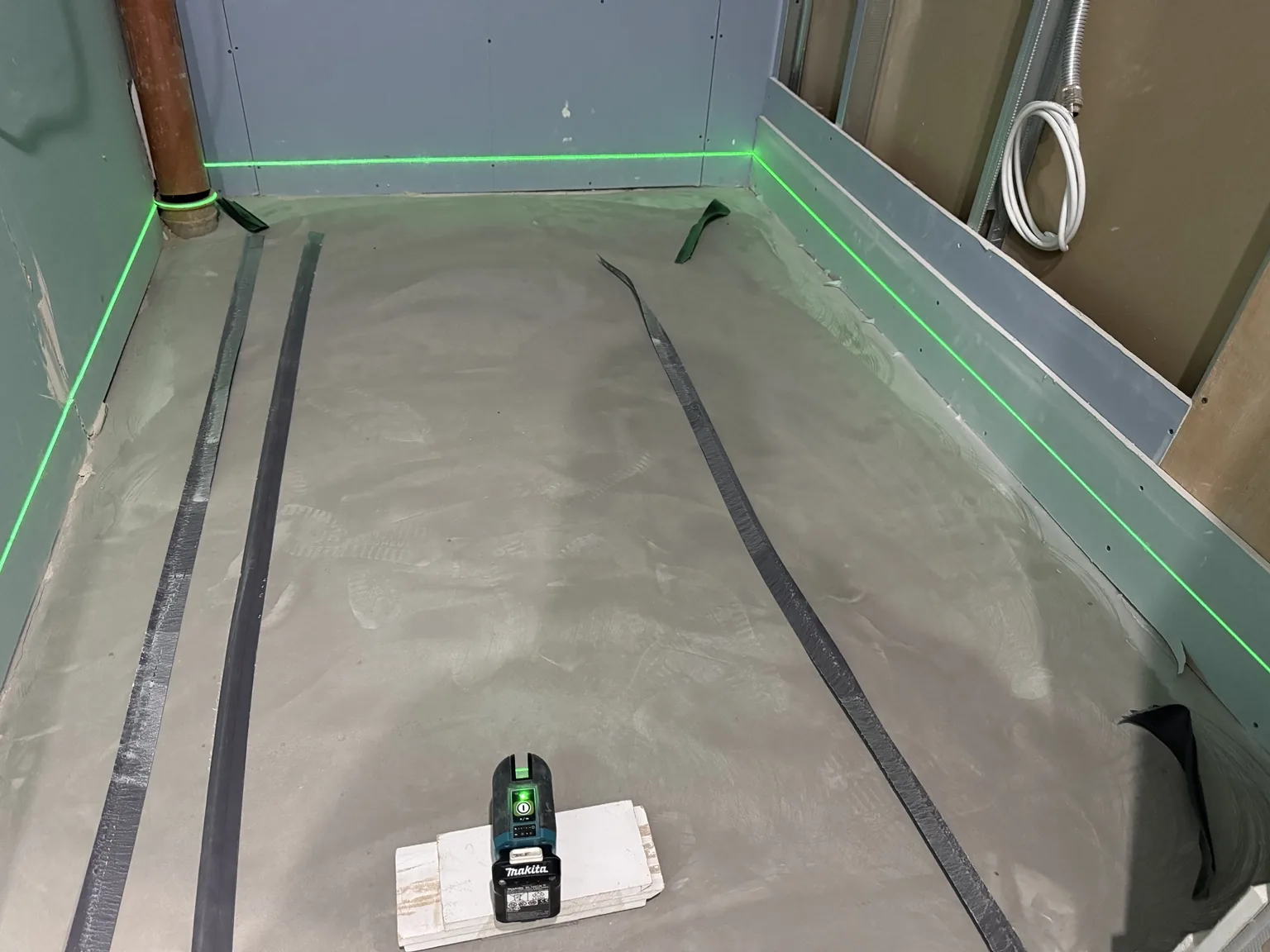 Laser set-out